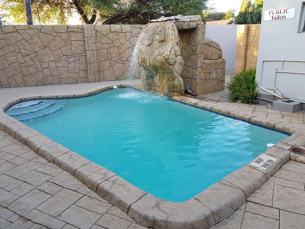 Batho Pele Lodge Gaborone Exterior photo